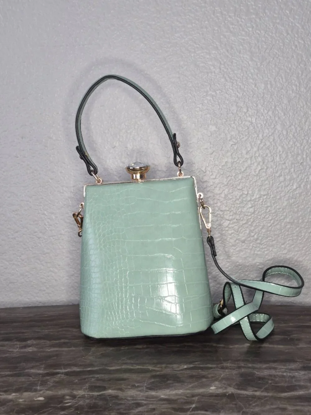 Alyssa Nicole Mint Green Clutch Handbag Purse - Picture 2 of 5